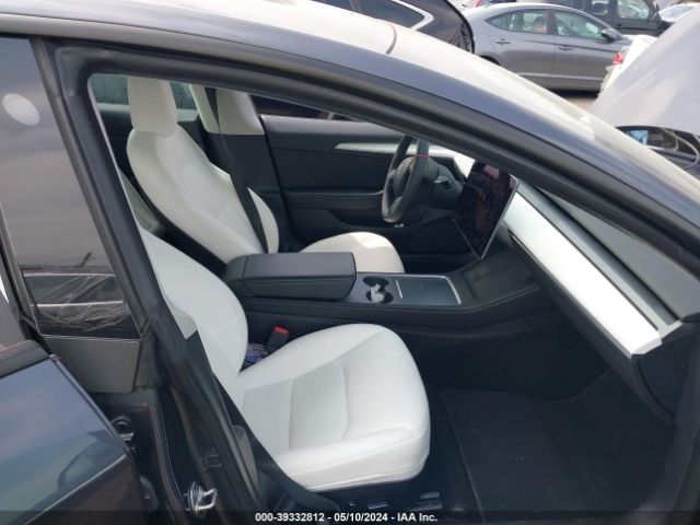 Photo 4 VIN: 5YJ3E1EBXNF179882 - TESLA MODEL 3 