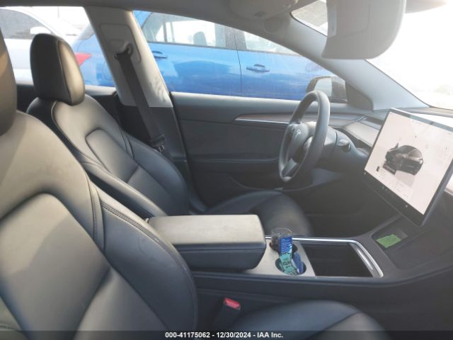 Photo 4 VIN: 5YJ3E1EBXNF207521 - TESLA MODEL 3 