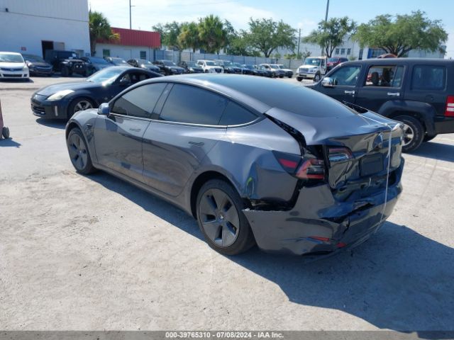 Photo 2 VIN: 5YJ3E1EBXNF257349 - TESLA MODEL 3 