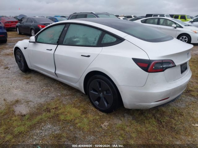 Photo 2 VIN: 5YJ3E1EBXNF267363 - TESLA MODEL 3 