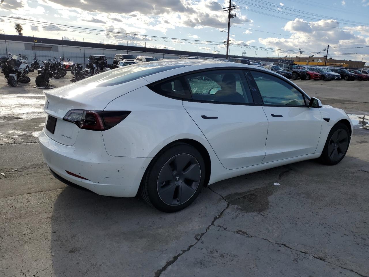 Photo 2 VIN: 5YJ3E1EBXNF297446 - TESLA MODEL 3 