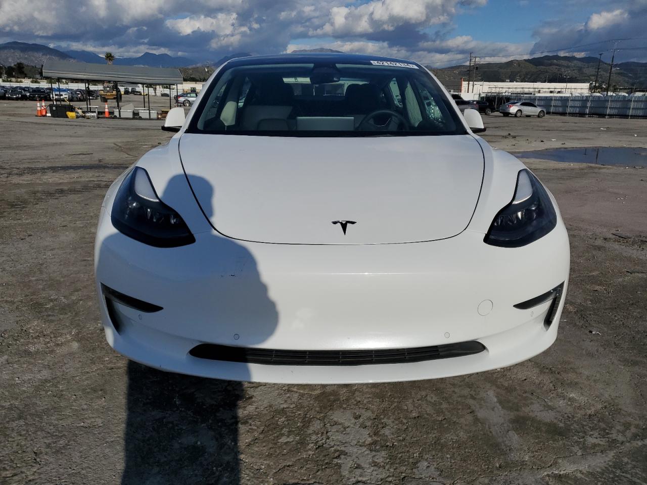 Photo 4 VIN: 5YJ3E1EBXNF297446 - TESLA MODEL 3 