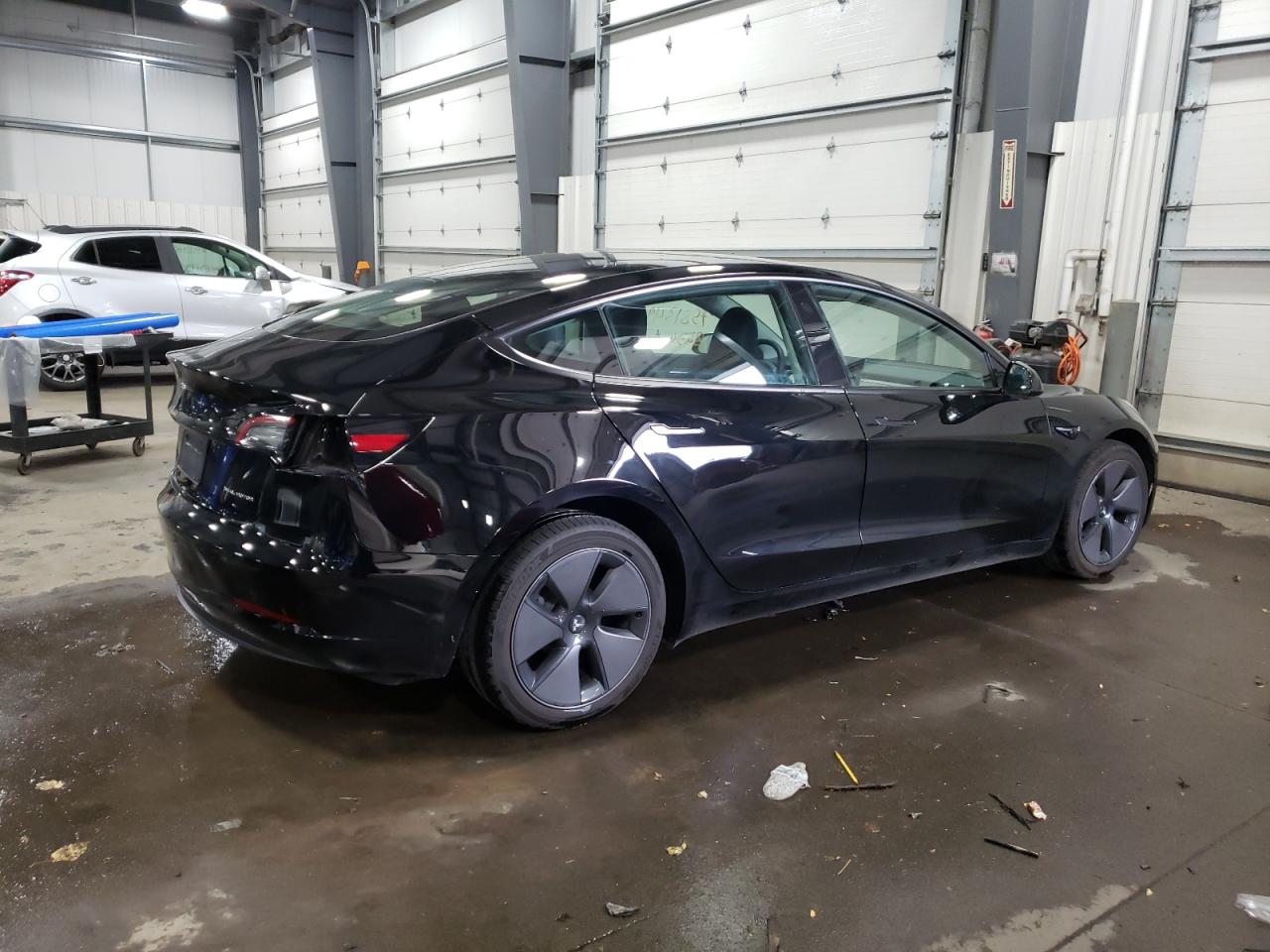 Photo 2 VIN: 5YJ3E1EBXPF604455 - TESLA MODEL 3 