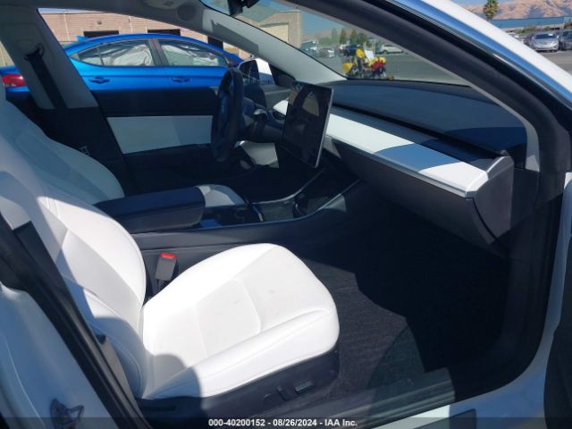 Photo 4 VIN: 5YJ3E1EC0LF796519 - TESLA MODEL 3 