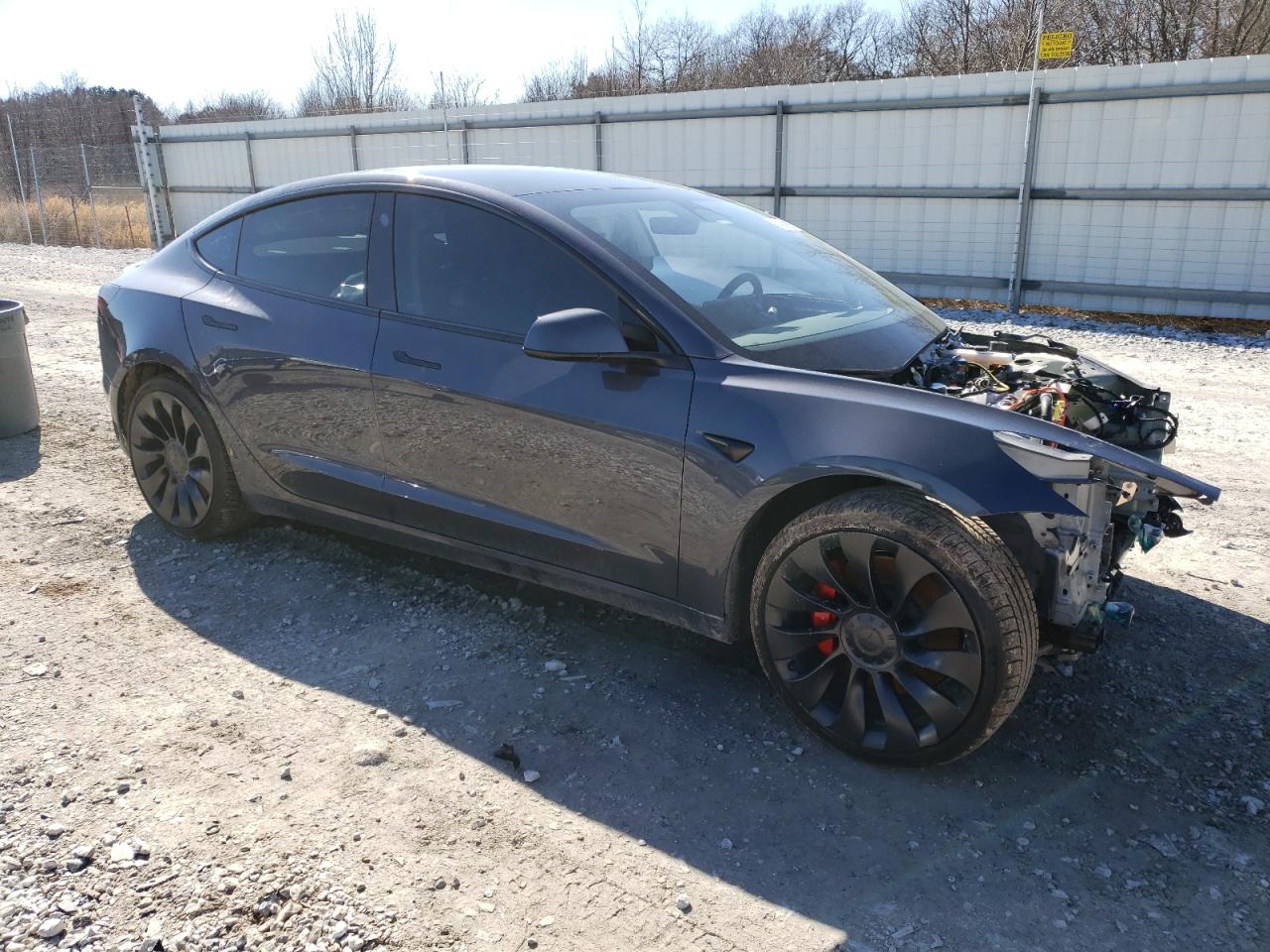 Photo 3 VIN: 5YJ3E1EC0PF507726 - TESLA MODEL 3 