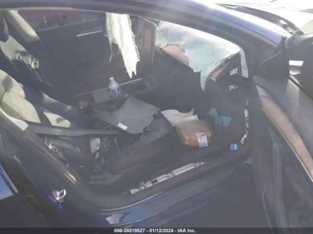 Photo 4 VIN: 5YJ3E1EC0PF659974 - TESLA MODEL 3 