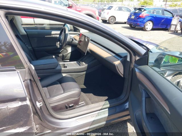 Photo 4 VIN: 5YJ3E1EC1NF129431 - TESLA MODEL 3 