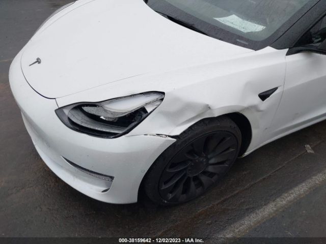 Photo 5 VIN: 5YJ3E1EC1NF247897 - TESLA MODEL 3 