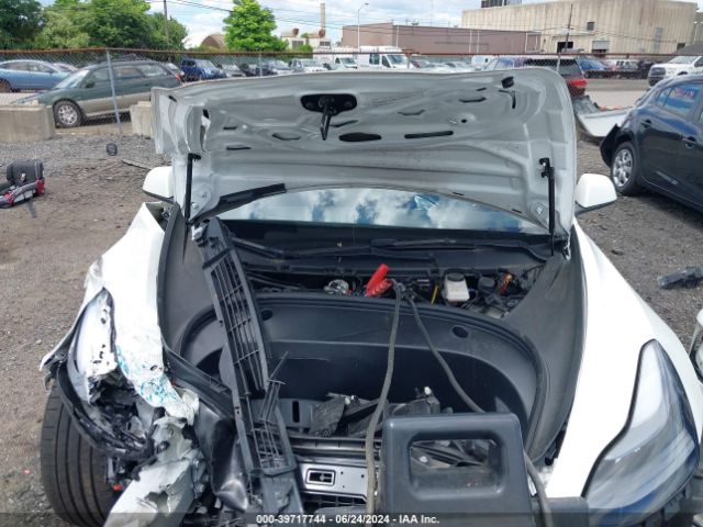 Photo 9 VIN: 5YJ3E1EC1NF307645 - TESLA MODEL 3 