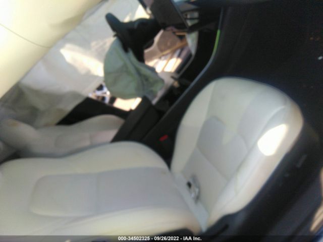 Photo 4 VIN: 5YJ3E1EC2LF641664 - TESLA MODEL 3 