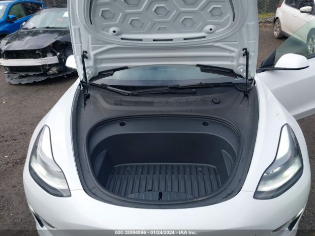 Photo 9 VIN: 5YJ3E1EC2PF433094 - TESLA MODEL 3 