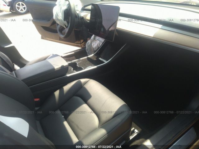 Photo 4 VIN: 5YJ3E1EC3LF601383 - TESLA MODEL 3 