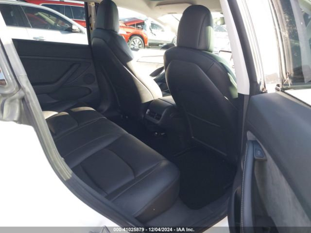 Photo 7 VIN: 5YJ3E1EC3NF247951 - TESLA MODEL 3 