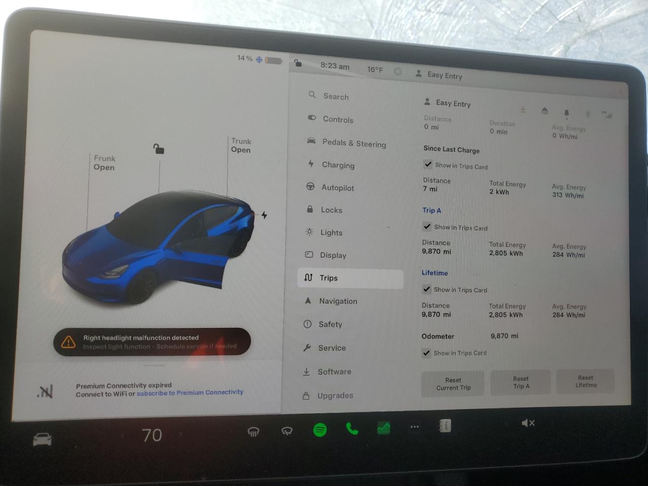 Photo 8 VIN: 5YJ3E1EC3PF589936 - TESLA MODEL 3 