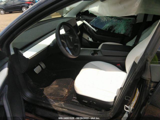 Photo 4 VIN: 5YJ3E1EC5MF059656 - TESLA MODEL 3 