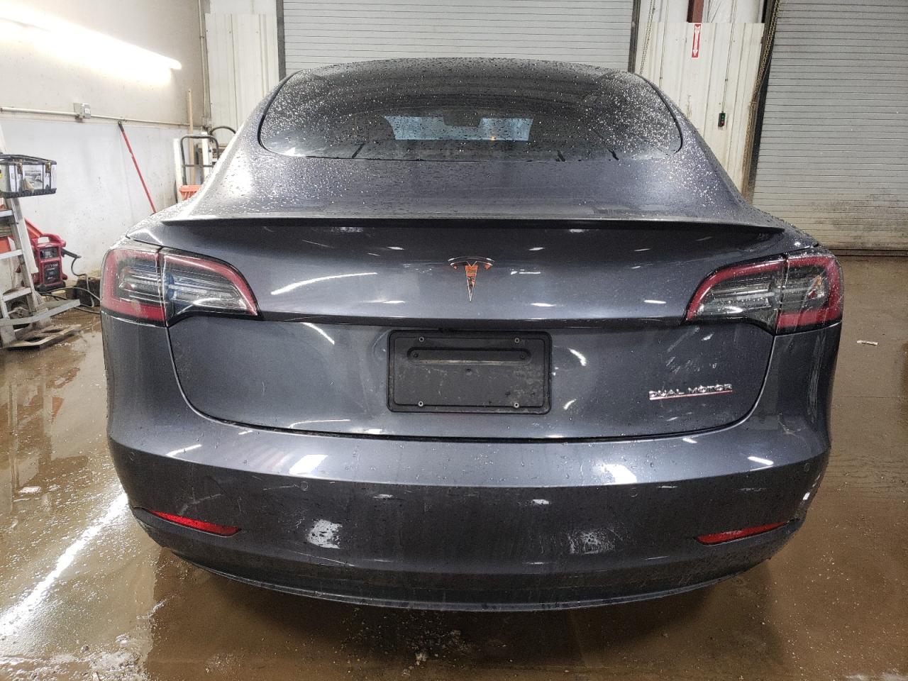 Photo 5 VIN: 5YJ3E1EC5NF204390 - TESLA MODEL 3 