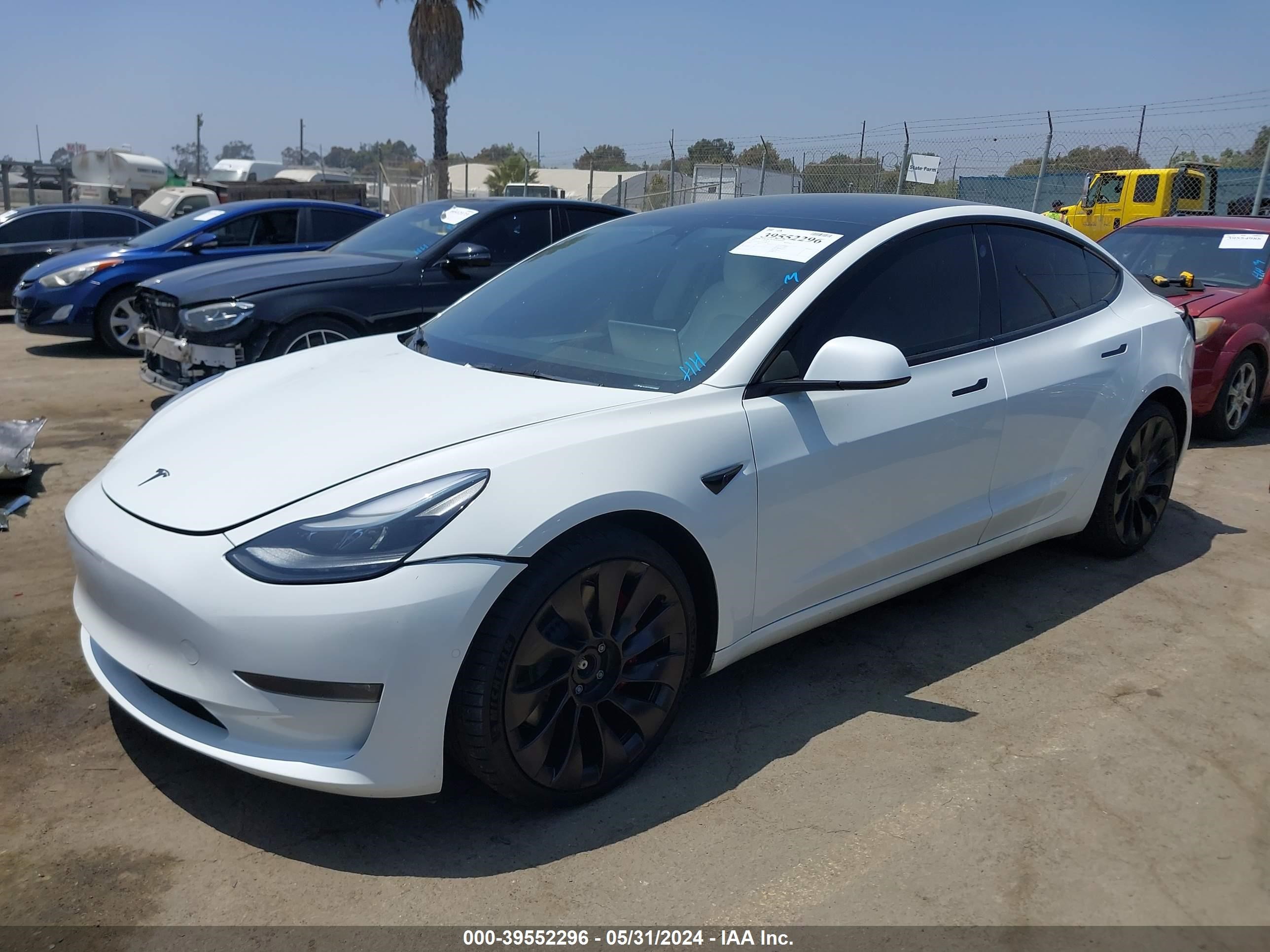 Photo 1 VIN: 5YJ3E1EC5NF208651 - TESLA MODEL 3 