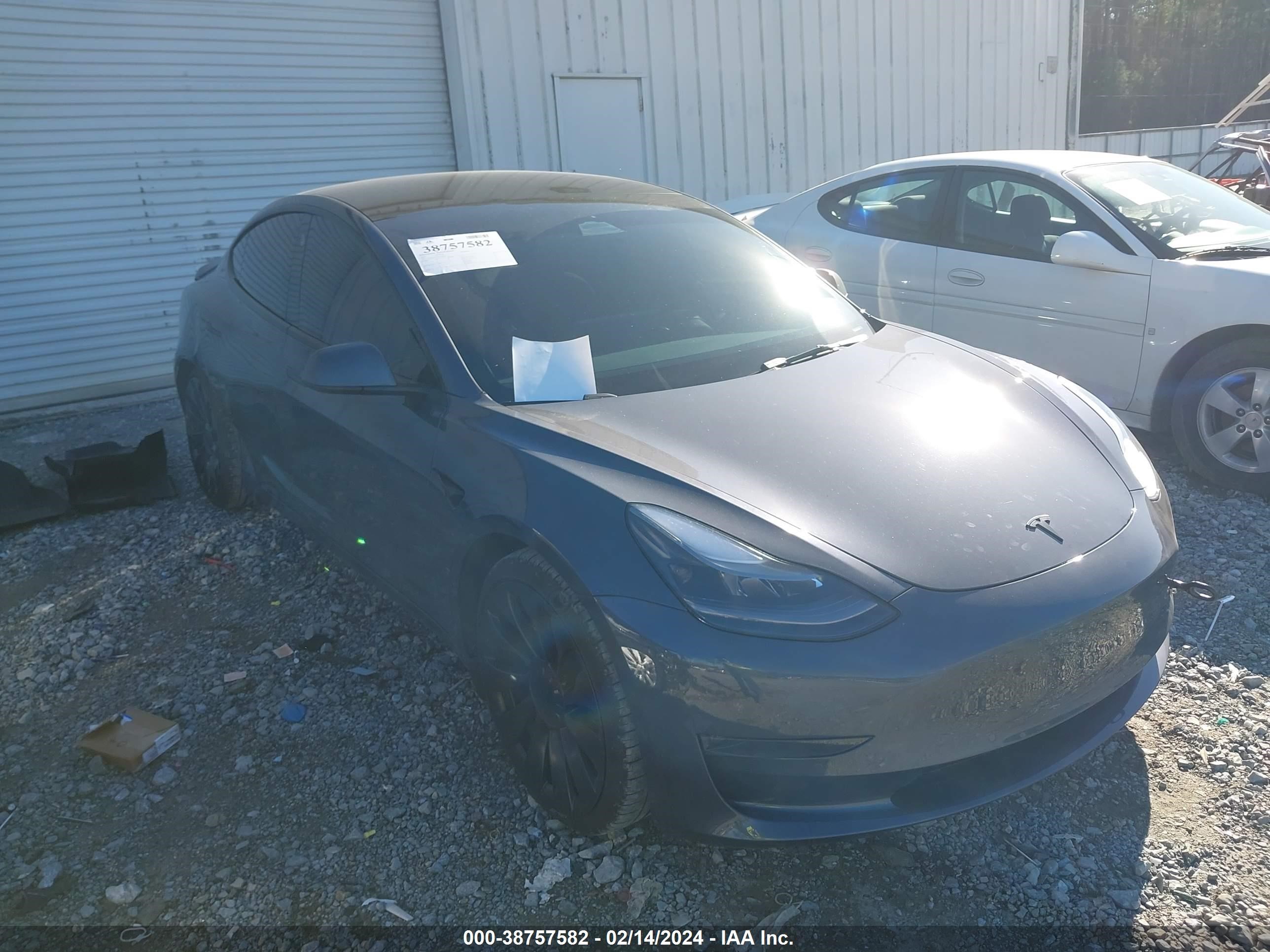 Photo 0 VIN: 5YJ3E1EC5NF263603 - TESLA MODEL 3 