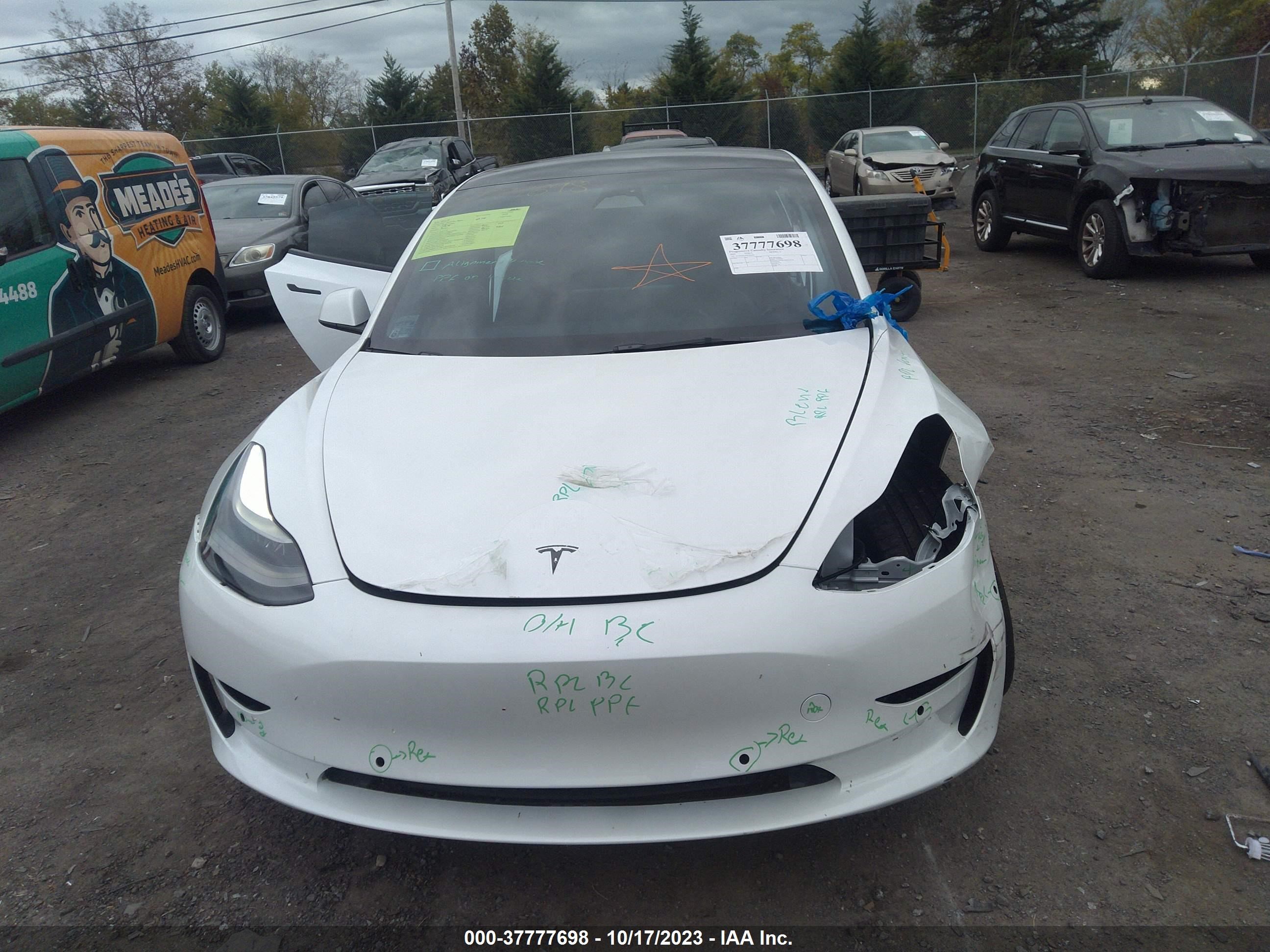 Photo 11 VIN: 5YJ3E1EC5NF263956 - TESLA MODEL 3 