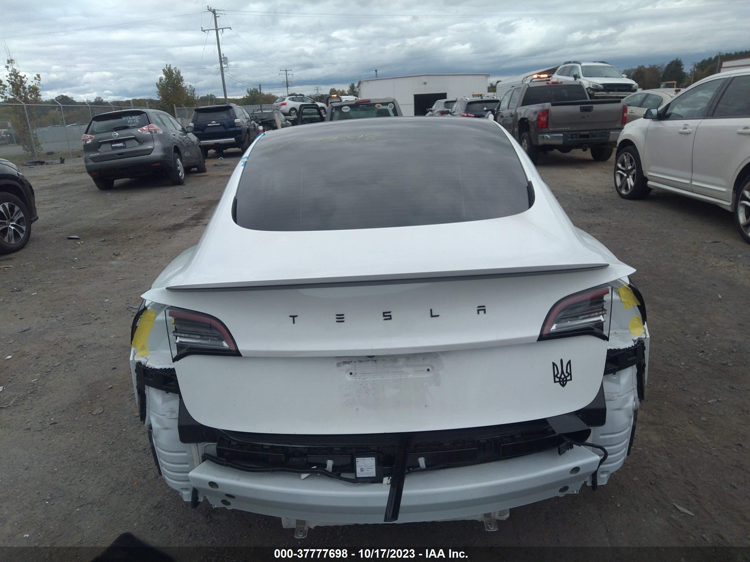 Photo 15 VIN: 5YJ3E1EC5NF263956 - TESLA MODEL 3 