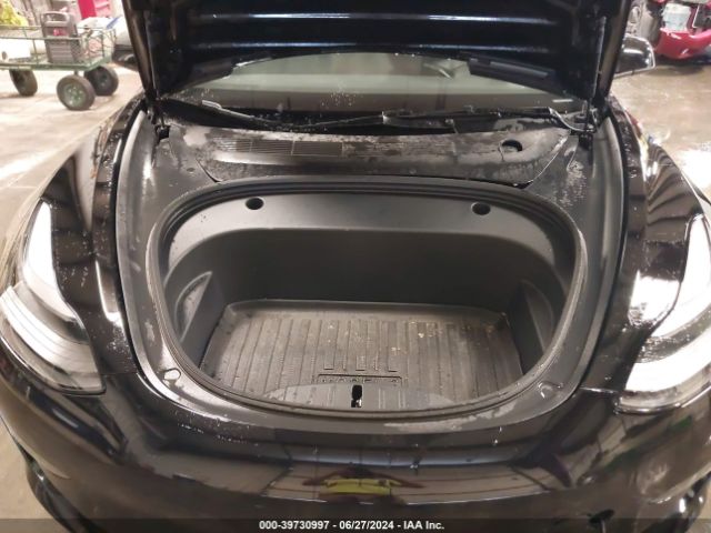 Photo 9 VIN: 5YJ3E1EC5PF605005 - TESLA MODEL 3 