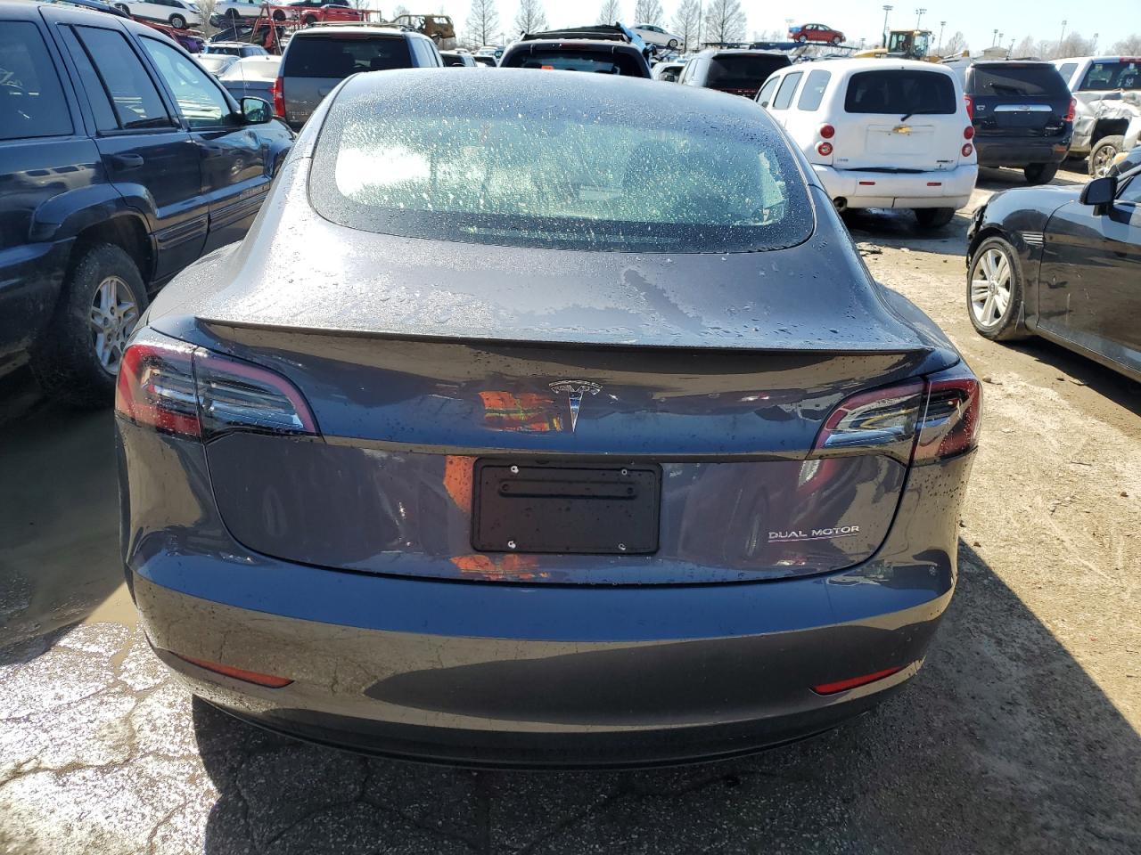 Photo 5 VIN: 5YJ3E1EC5PF671232 - TESLA MODEL 3 