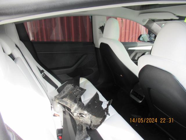 Photo 6 VIN: 5YJ3E1EC5PF703869 - TESLA MODEL 3 