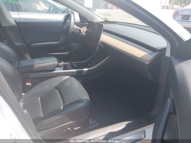 Photo 4 VIN: 5YJ3E1EC6LF586992 - TESLA MODEL 3 