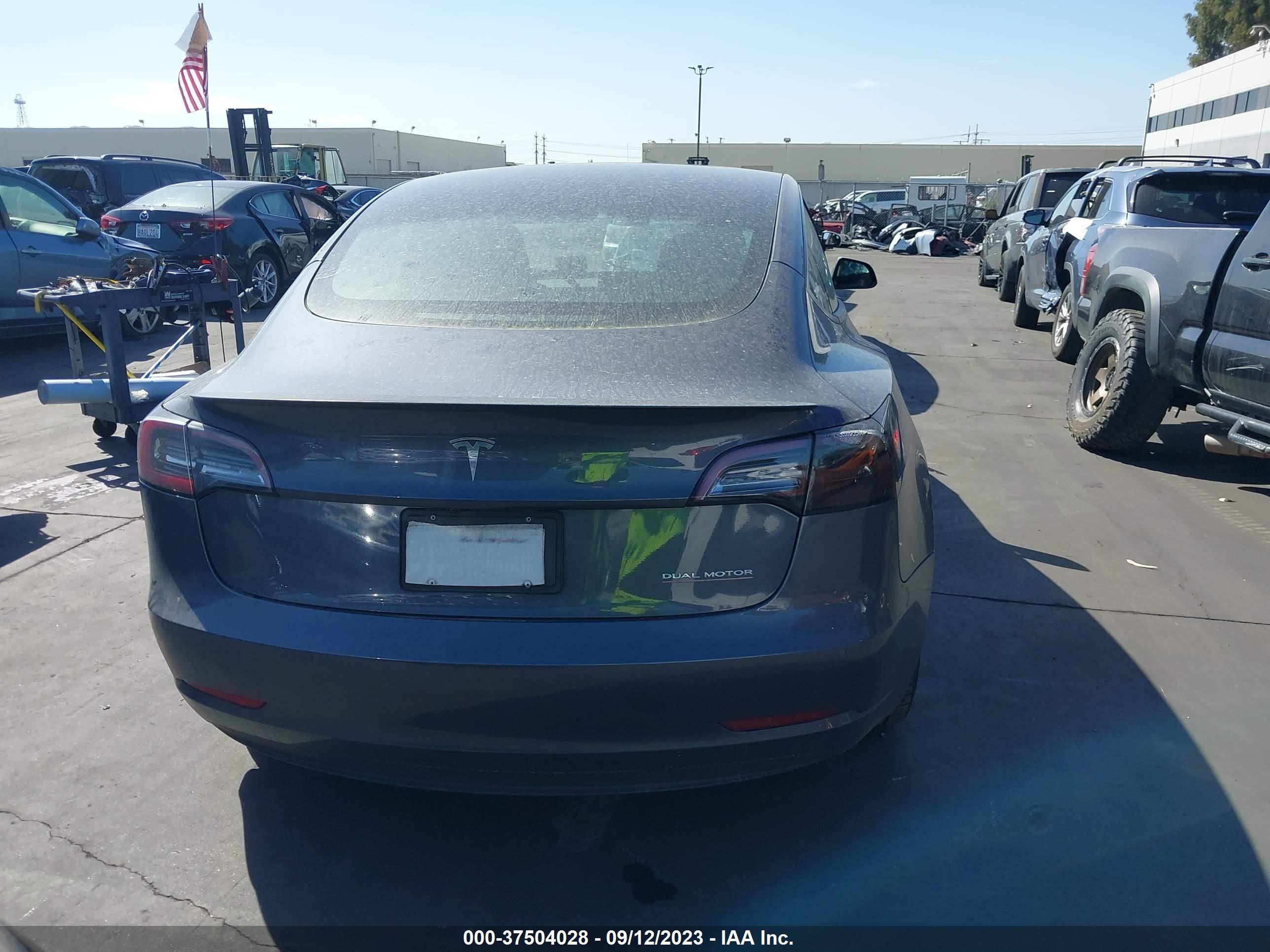 Photo 15 VIN: 5YJ3E1EC6NF299638 - TESLA MODEL 3 