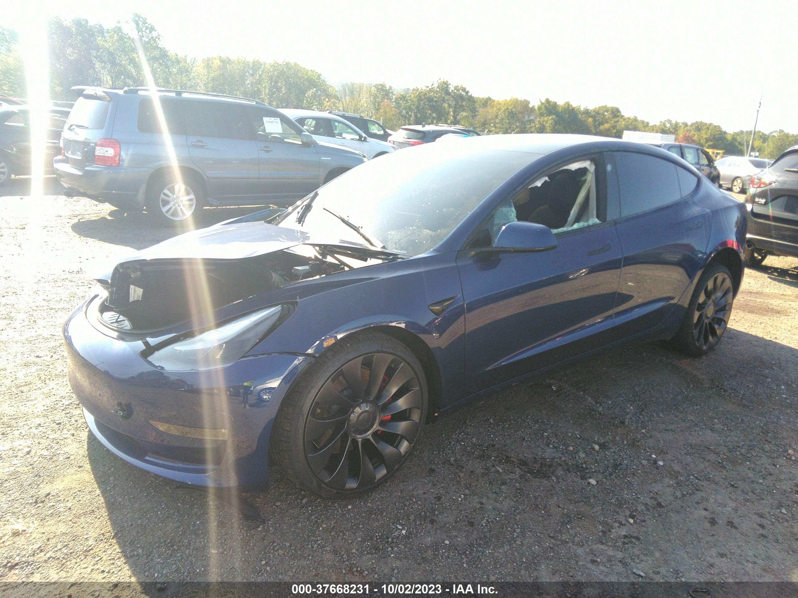 Photo 1 VIN: 5YJ3E1EC6PF588814 - TESLA MODEL 3 