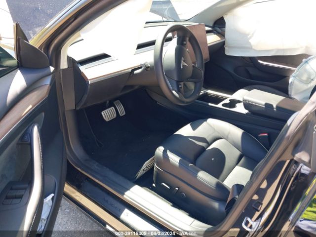 Photo 4 VIN: 5YJ3E1EC6PF634223 - TESLA MODEL 3 