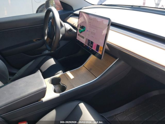 Photo 4 VIN: 5YJ3E1EC7LF624293 - TESLA MODEL 3 