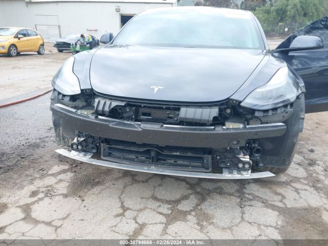 Photo 5 VIN: 5YJ3E1EC8MF078556 - TESLA MODEL 3 