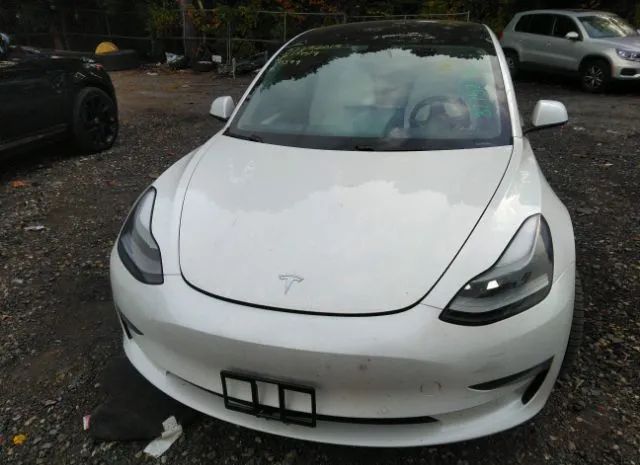 Photo 5 VIN: 5YJ3E1EC8MF975599 - TESLA MODEL 3 