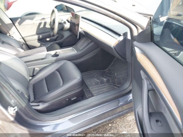 Photo 4 VIN: 5YJ3E1EC8NF139180 - TESLA MODEL 3 