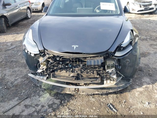 Photo 5 VIN: 5YJ3E1EC8NF139180 - TESLA MODEL 3 