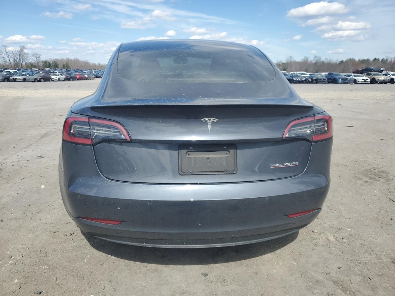 Photo 5 VIN: 5YJ3E1EC8NF247976 - TESLA MODEL 3 