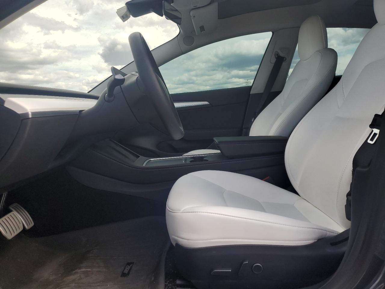 Photo 6 VIN: 5YJ3E1EC8NF247976 - TESLA MODEL 3 