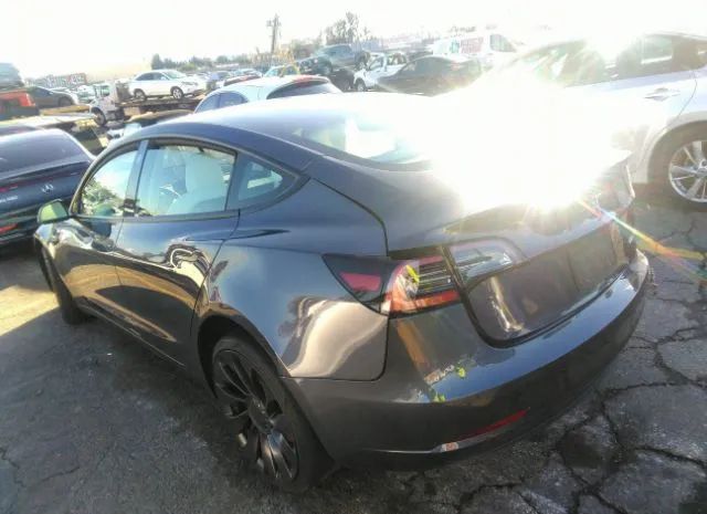 Photo 2 VIN: 5YJ3E1EC8NF263269 - TESLA MODEL 3 