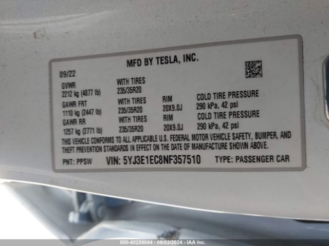 Photo 8 VIN: 5YJ3E1EC8NF357510 - TESLA MODEL 3 