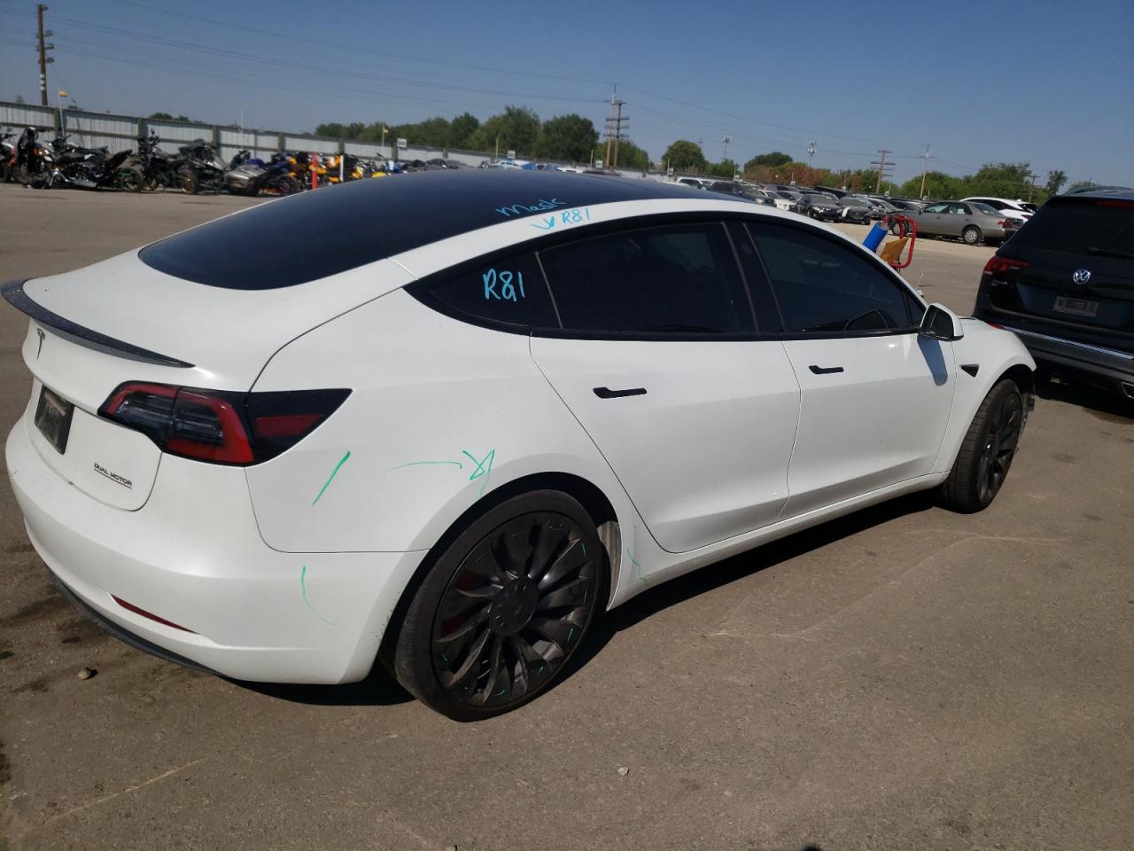 Photo 2 VIN: 5YJ3E1EC8PF503519 - TESLA MODEL 3 