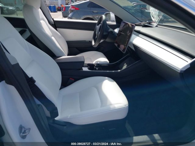 Photo 4 VIN: 5YJ3E1EC9LF792078 - TESLA MODEL 3 