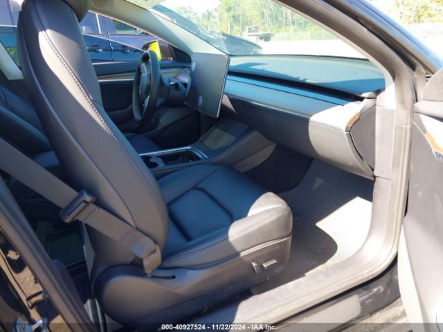 Photo 4 VIN: 5YJ3E1EC9NF318439 - TESLA MODEL 3 