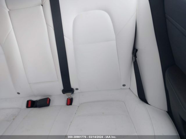 Photo 7 VIN: 5YJ3E1EC9PF670472 - TESLA MODEL 3 