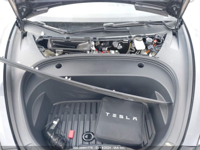 Photo 9 VIN: 5YJ3E1EC9PF670472 - TESLA MODEL 3 