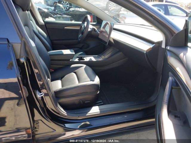 Photo 4 VIN: 5YJ3E1ECXMF991772 - TESLA MODEL 3 