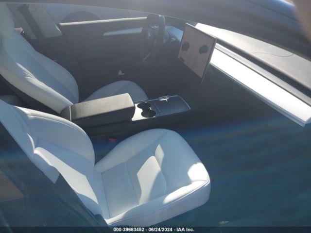 Photo 4 VIN: 5YJ3E1ECXNF263287 - TESLA MODEL 3 