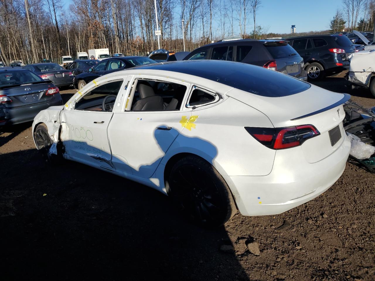 Photo 1 VIN: 5YJ3E1ECXPF586631 - TESLA MODEL 3 