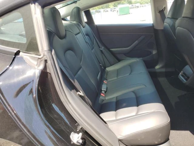 Photo 10 VIN: 5YJ3E1ECXPF591893 - TESLA MODEL 3 