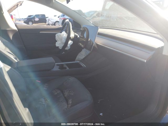 Photo 4 VIN: 5YJ3E1ECXPF711000 - TESLA MODEL 3 